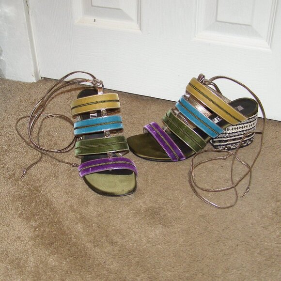 size 39 Arvid Yuki Shy Colorful Jewel Tones Velvet and Leather Block Heel Sandal - Picture 3 of 16